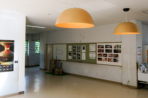 1階玄関ホール展示